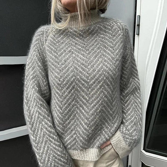 Gråstribet langærmet sweater