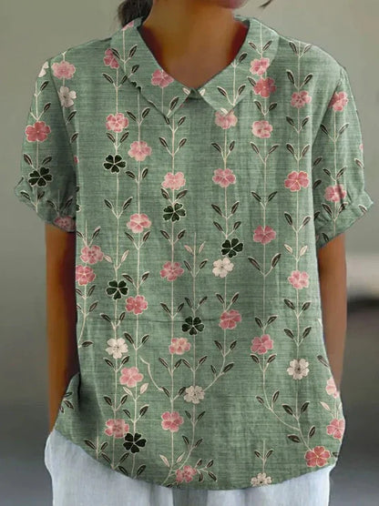 Sød bluse med pastoralt blomsterprint